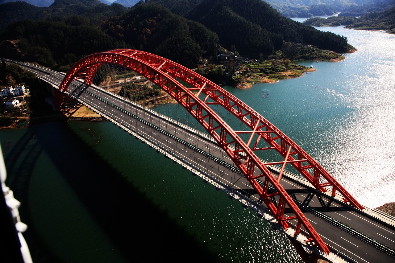 铜黄高速公路太平湖大桥.jpg