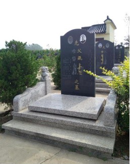 龙柏苑三区.JPG