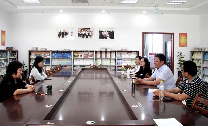 市地方志办公室主任时明金...
