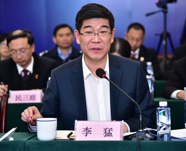张坚调研指导铜陵法院工作,宣讲党的十九大精神,市委书记李猛陪同调研