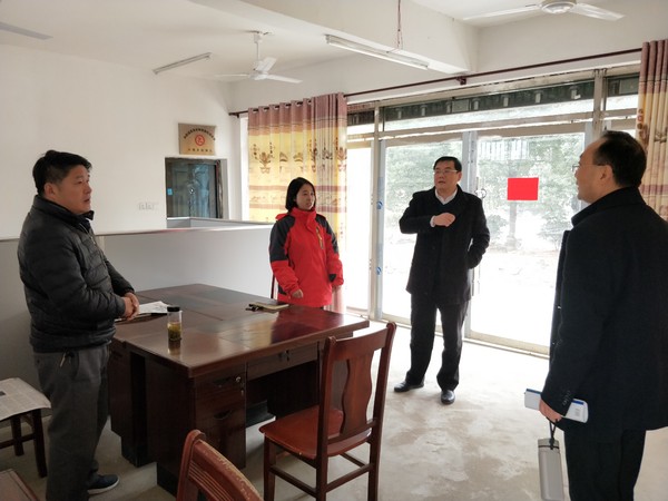 副院长朱长平一行来到院综治工作联系点—枞阳县白梅乡,对该乡综合
