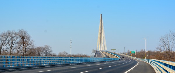 The Second Wuhu Yangzi River Bridge 2.jpg