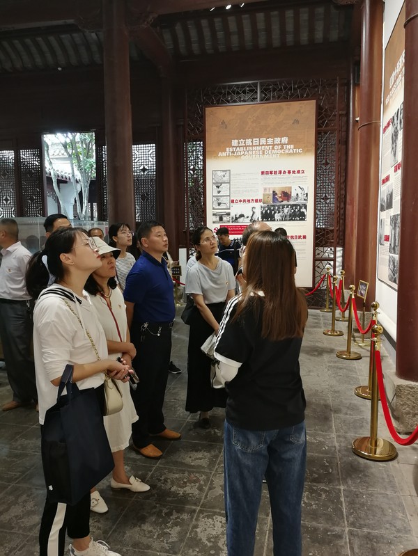 市直党建第一片组开展“不忘初心、牢记使命”主题党日活动2.jpg