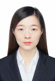 王莹.jpg