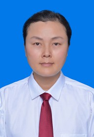 党总支书记、社区主任 张育霞.jpg
