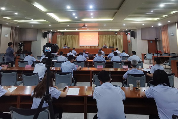 肥西县局召开迎“七·一”党委书记讲党课报告1_proc (15213).jpg