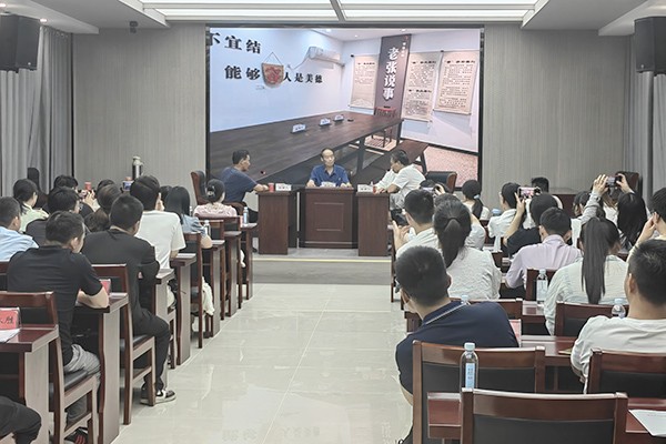 柿树老张说事64.jpg