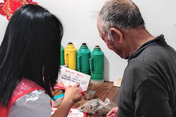 桃花镇繁华新园社区：常来“望望” 守望特殊群体幸福生活