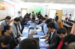 肥东县召开全县农村基层党建“三级联创”现场推进会2_副本.jpg