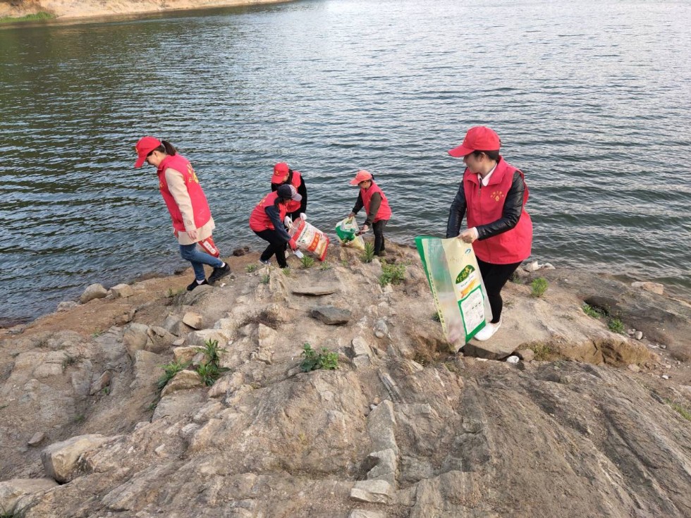 志愿服务1 (1).jpg