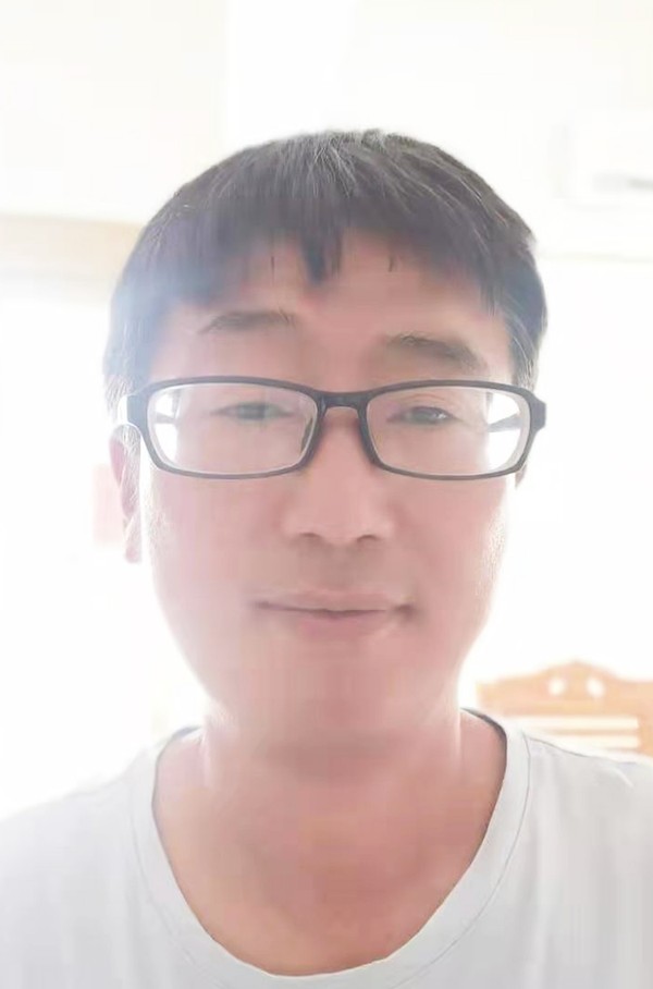章志高2寸.jpg