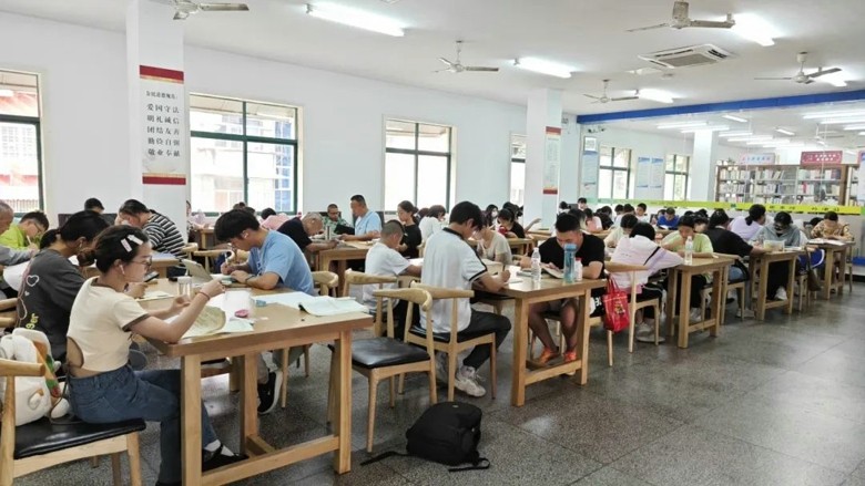 CtG0ZGSpOdiAN7UwAAP41GIRY4o261.jpg