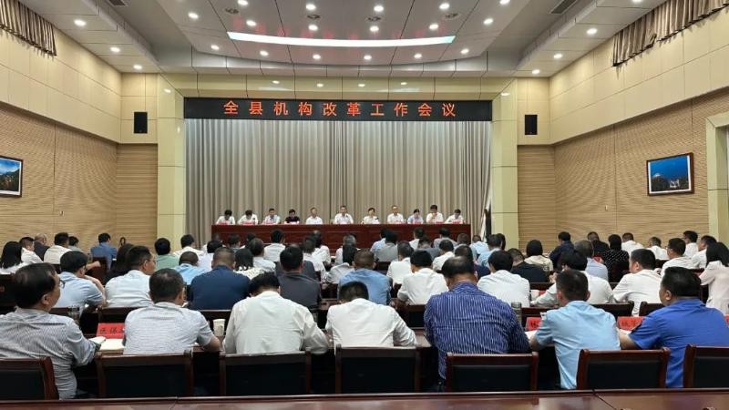 CtG0ZGZEaE-APs32AAEFO3Eknio672.jpg