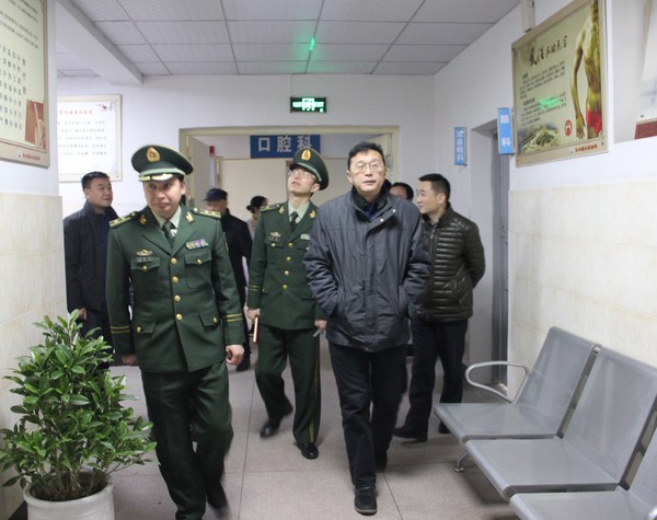 市消防考核组来县中医院督查消防安全考核工作3.JPG