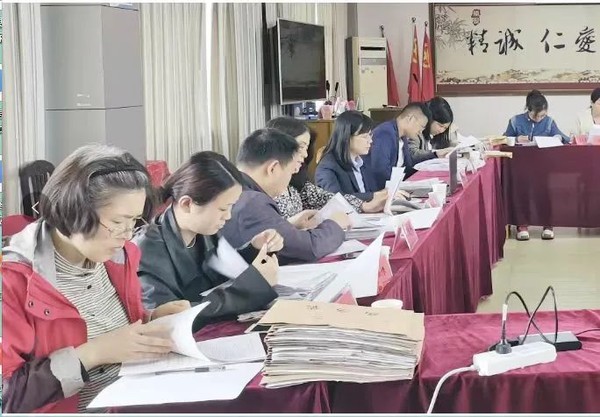 病例评审2.jpg
