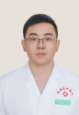 李俊鹏.jpg