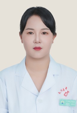 余清清.jpg