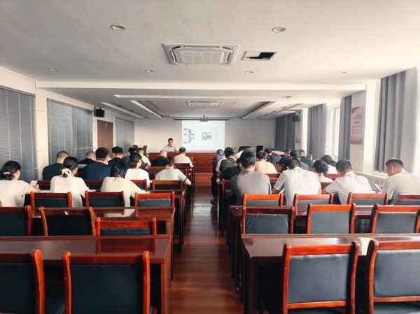 产投集团举办新形势下如何做好招商引资工作...