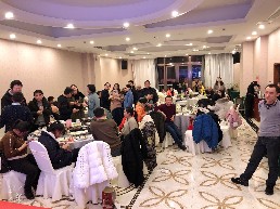 家属晚会.jpg