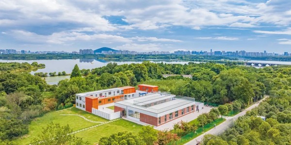 该队测绘队为合肥现代科技馆某展示项目提供实景三维建模服务图为位于合肥科学岛的合肥现代科技馆.png