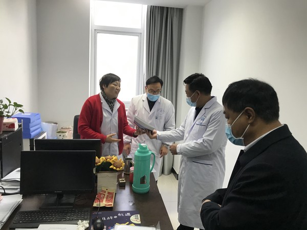 参观评审办.jpg