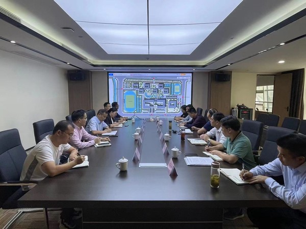 126學(xué)校調(diào)度會.jpg