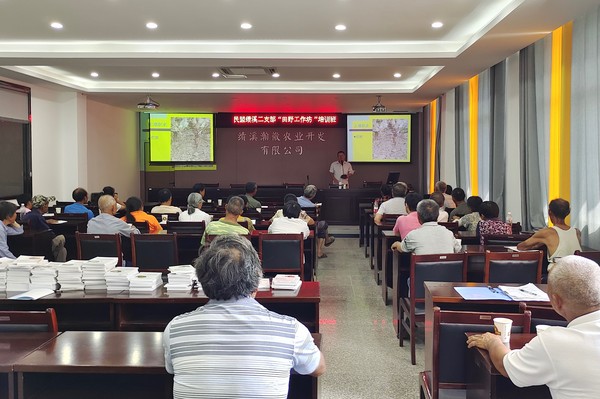 民盟绩溪县基层委二支部“科技强农”服务乡村振兴2.png