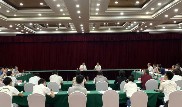 市委召开“如何对标沪苏浙，争当长三角一体化高质量发展安徽排头兵”专题政党协商座谈会