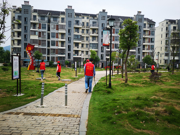 市委统战部开展主题党日暨联点共建志愿服务活动04