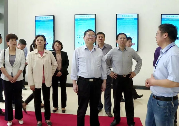 省政协副主席郑永飞率省政协工商联界委员来广德调研1