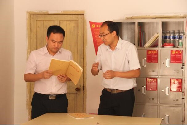 宁国市委常委、统战部部长杨星赴竹峰街道调研指导工作01