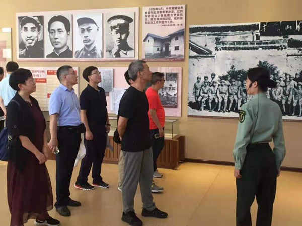 民盟宣城市委会开展“不忘合作初心，继续携手前进”主题教育活动02