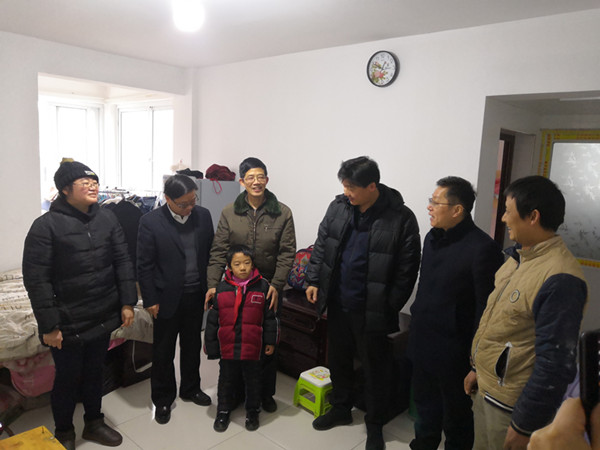 省台联慰问在泾台胞张菀玲