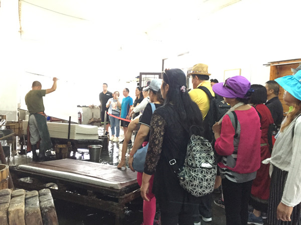 台湾少数民族母语教师参访团走进泾县2