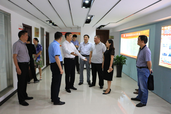 全国工商联调研组到广德调研1