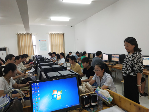 照片-广德县工商联举办民营企业调查点业务培训会