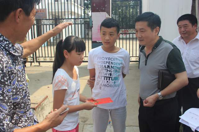 总公司机关党支部继续开展结对帮扶失亲儿童活动