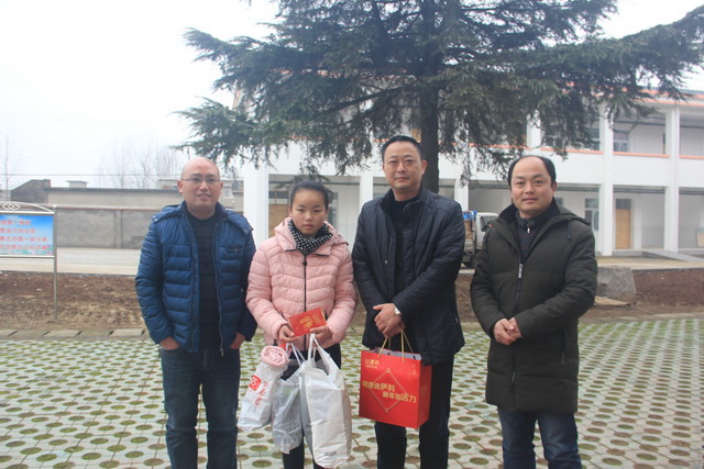 机关支部继续开展结（jié）对（duì）帮扶失亲儿童活动